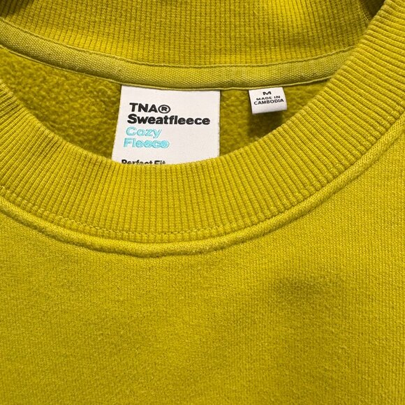 Aritzia Cozy Fleece Perfect fit pullover - Picture 3 of 3